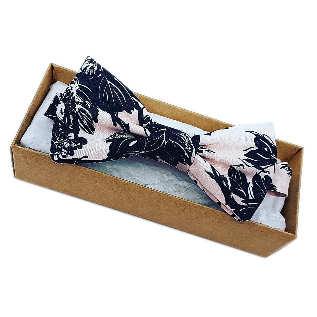 mink bud | classic bow tie