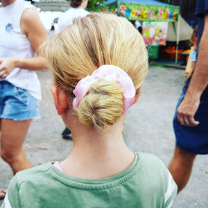 floss | scrunchie