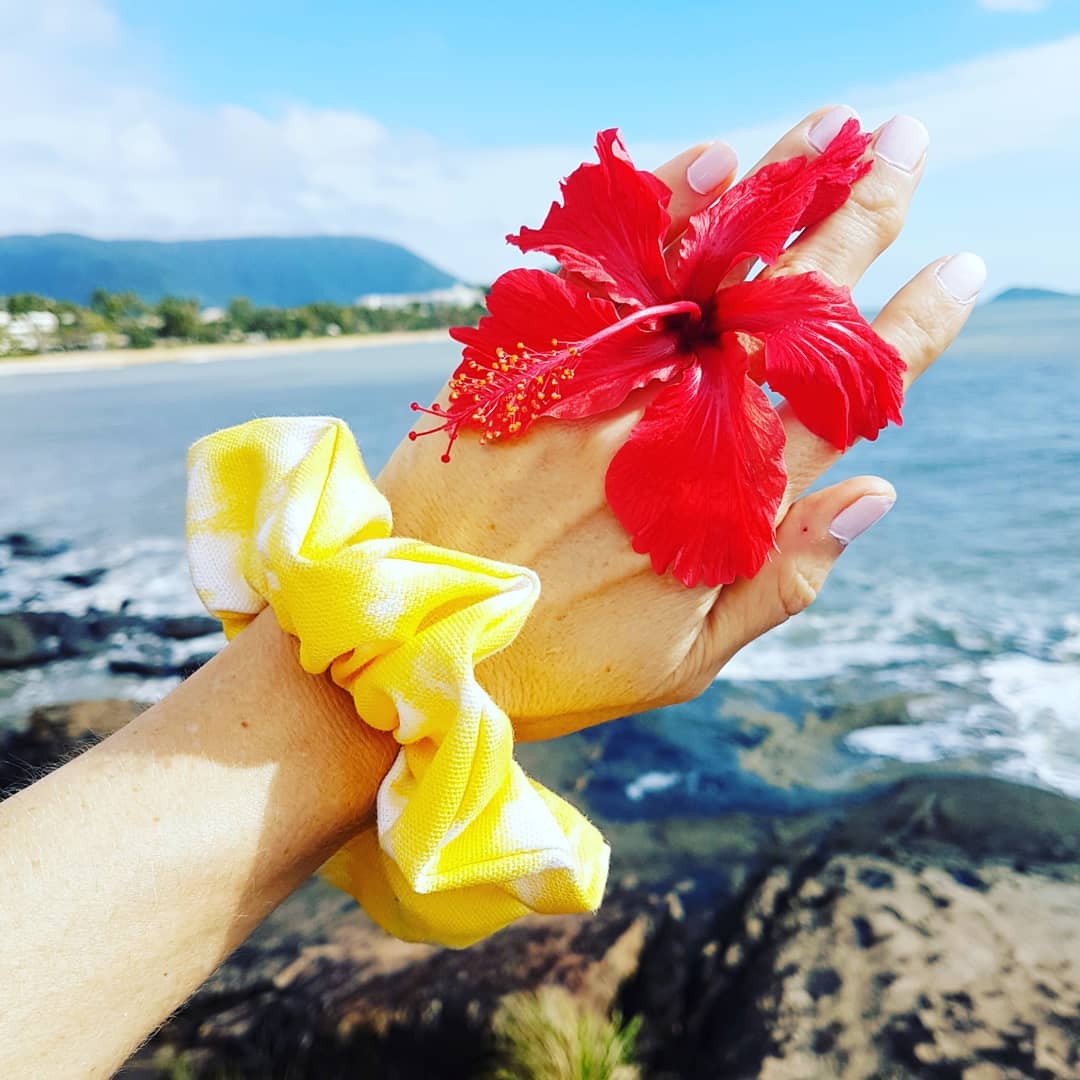 funshine | scrunchie