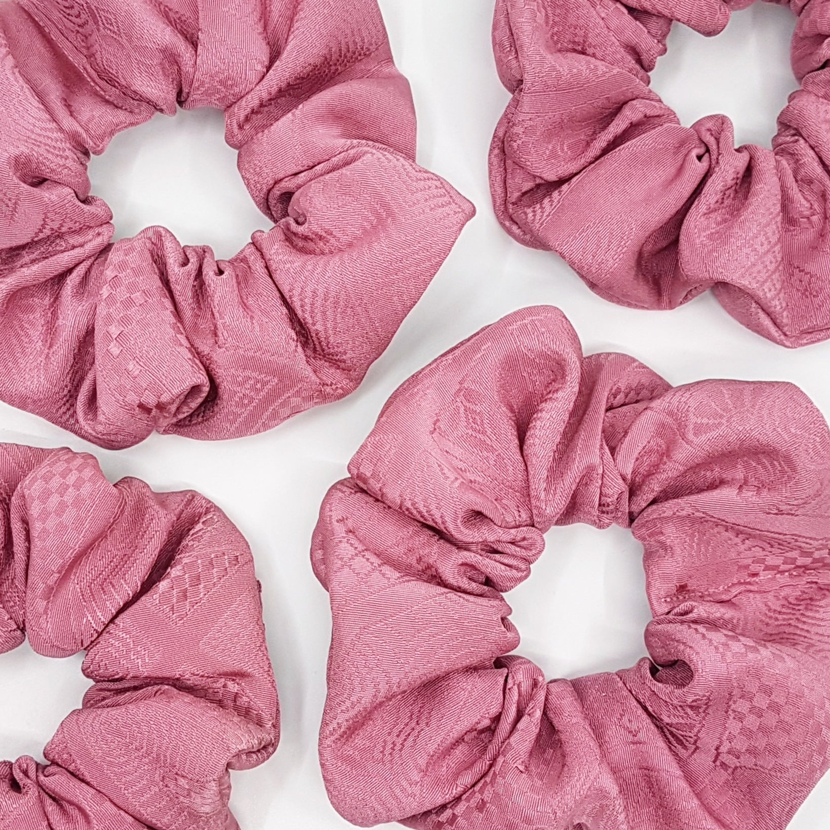 rosie | scrunchie