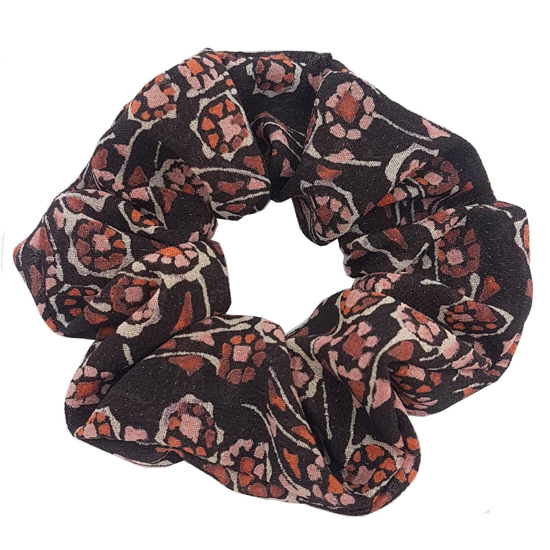 libby | scrunchie