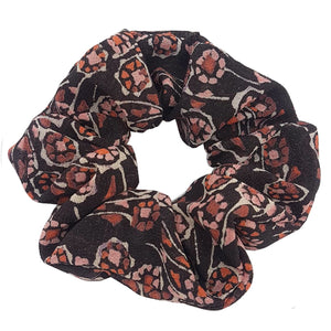 libby | scrunchie