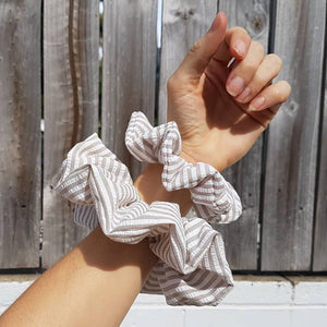snow | jumbo velvet scrunchie